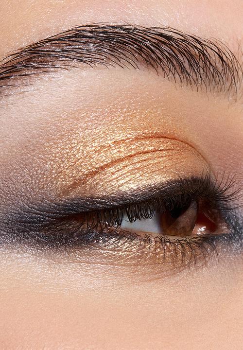 MAC - DAZZLE Metallic Single Eye Shadow Compact - Object D'Art