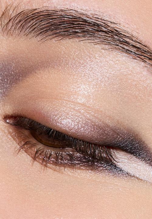 MAC - DAZZLE Metallic Single Eye Shadow Compact - Bust