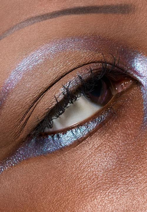 MAC - DAZZLE Multichrome Single Eye Shadow Compact - Ethereal