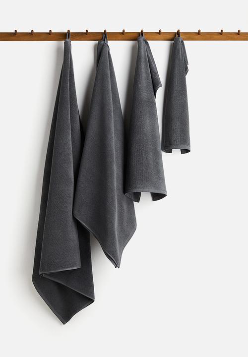 H&M - Terry bath towel - grey