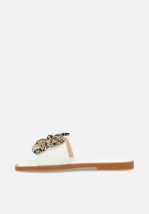 Pop Candy - Bow knot décor sandal - multi