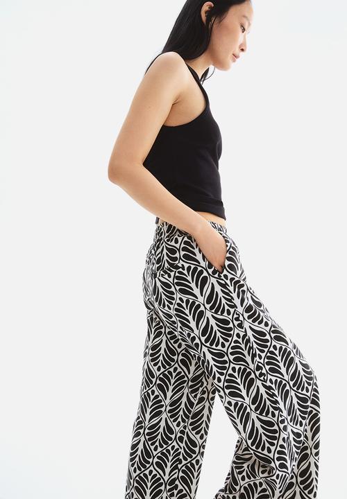 H&M - Wide linen-blend trousers - white/black patterned