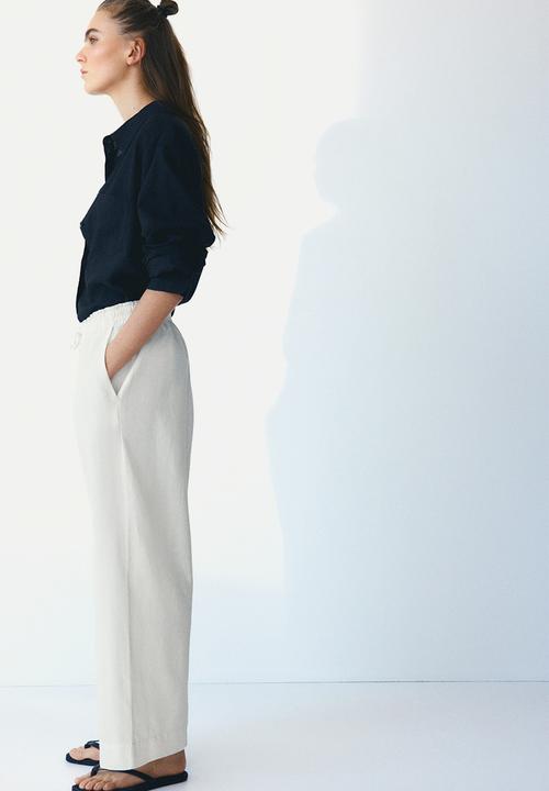 H&M - Cropped linen-blend trousers - white