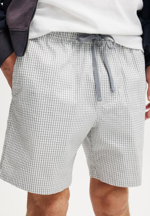 Cotton On - Easy Short - Mid Blue Seersucker Check