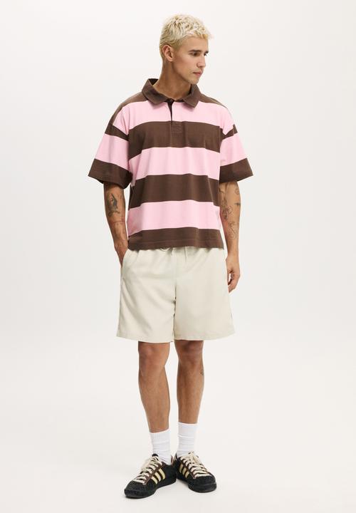 Cotton On - Nomad Baggy Short - Ecru Side Panel