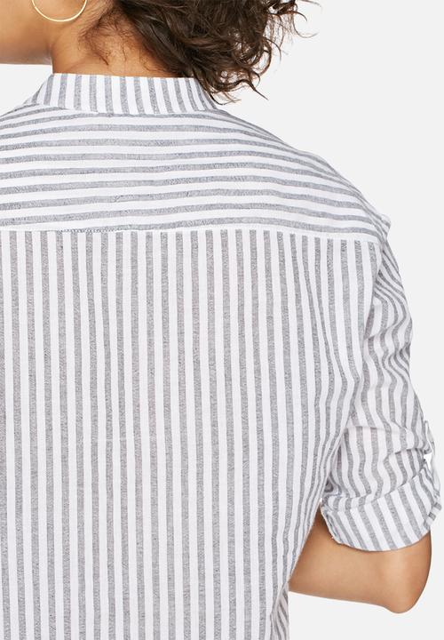 dailyfriday - Soft shirt with tab sleeve