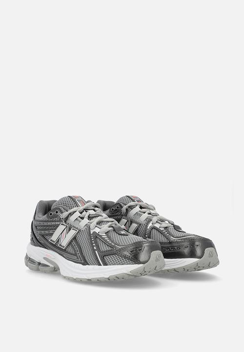 New Balance  - 1906 Grade School - grey