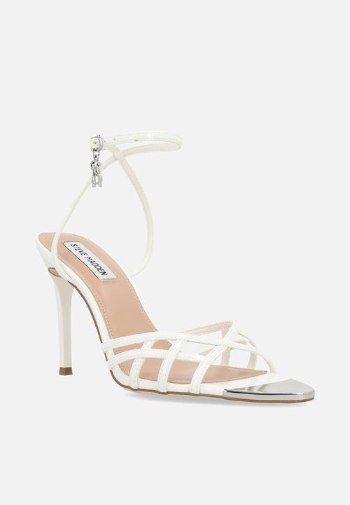 Steve Madden - Peepshow heel - wht patent