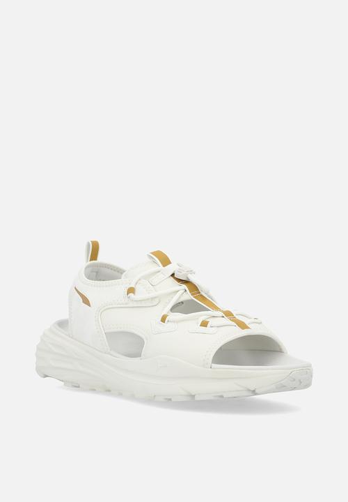 PUMA - Hypnotic Sandal DayINight - Vapor Grey- Gold-Warm White