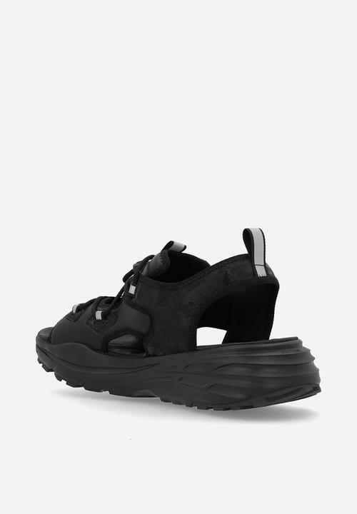 PUMA - Hypnotic Sandal DayINight - Black- Silver-Flat Dark Grey