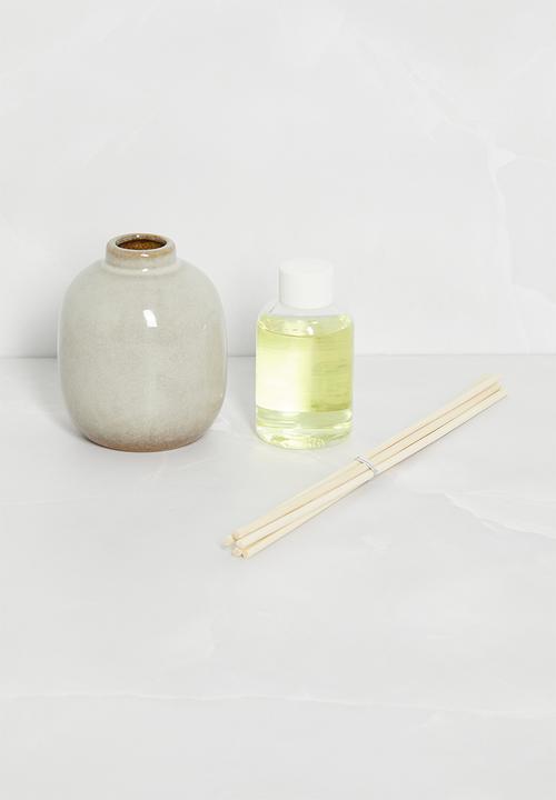 H&S - Tiger lilly reed diffuser - neutral