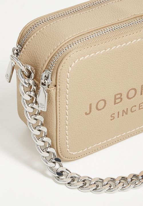 Jo Borkett - Skye camera crossbody bag - Taupe