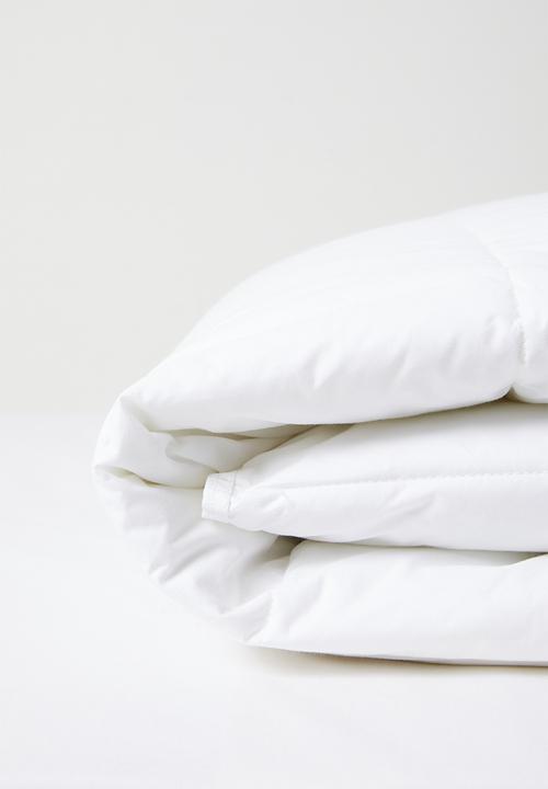 Sixth Floor - Micro Flock Duvet Inner - white