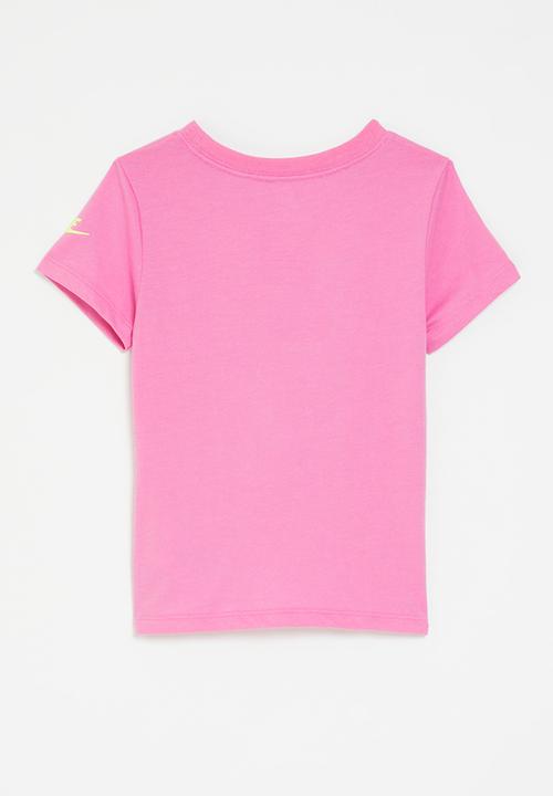 Nike - Nike short sleeve tee - playful pink