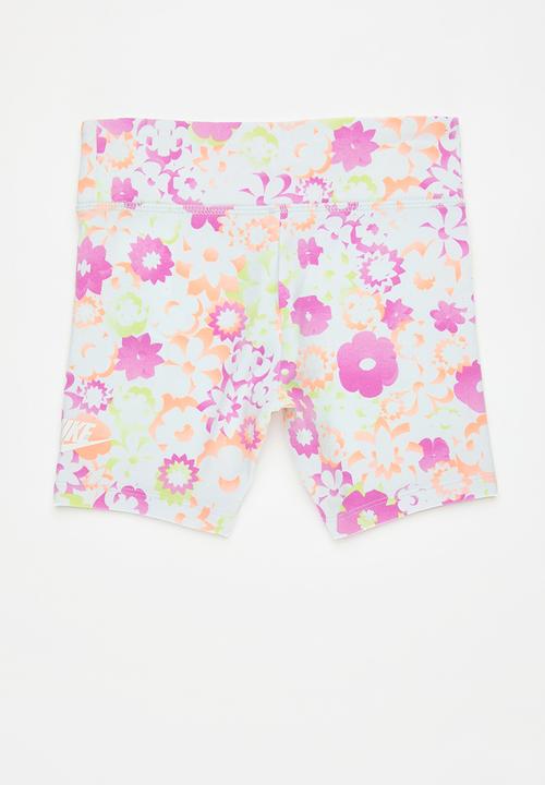 Nike - Nike shorts - pure platinum