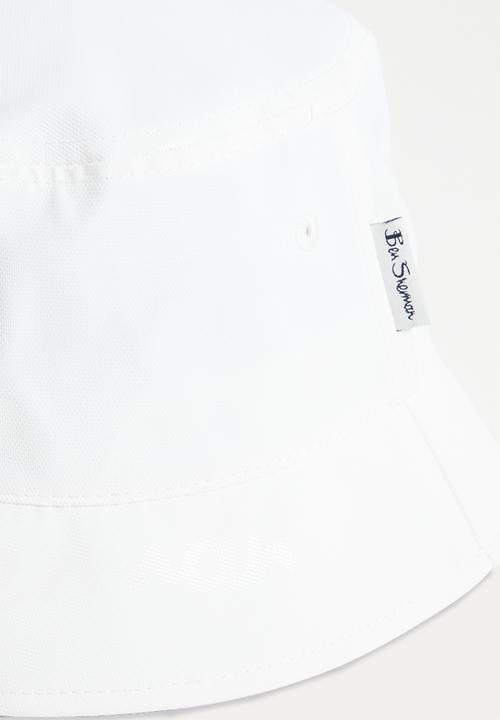 Ben Sherman - Wax Tar Bucket Hat - White
