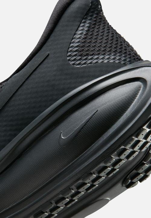 Nike - Revolution 8 EasyOn