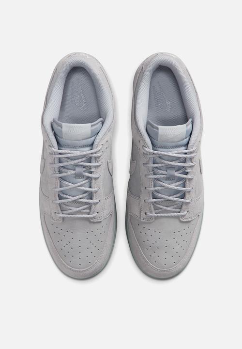 Nike - Dunk Low Retro SE