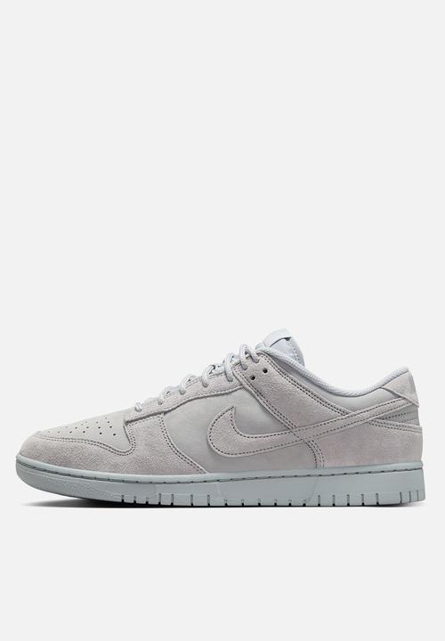 Nike - Dunk Low Retro SE