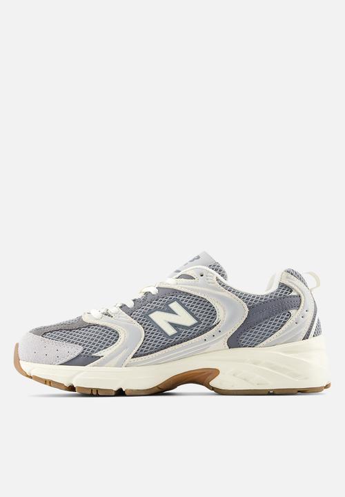 New Balance  - U530V1