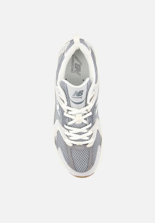 New Balance  - U530V1