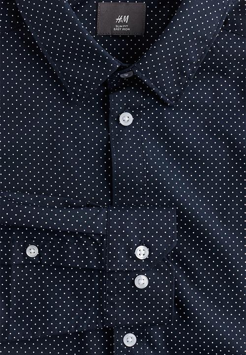 H&M - Slim fit easy-iron shirt - navy blue spotted 