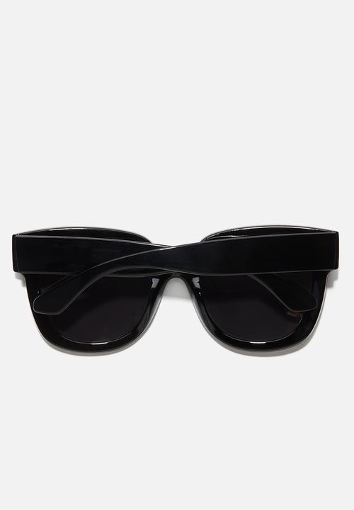 H&M - Square sunglasses - black