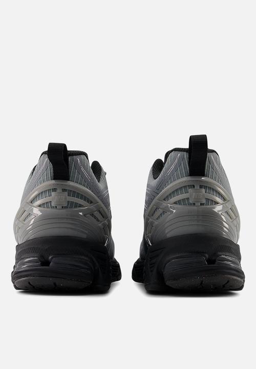 New Balance  - U1906R v1