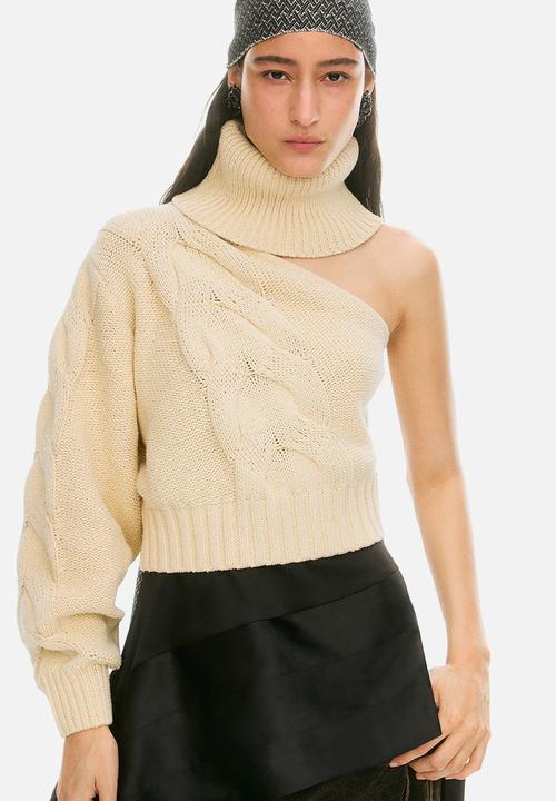 H&M - Lorena Saravia H&M: Asymmetric turtleneck jumper - beige