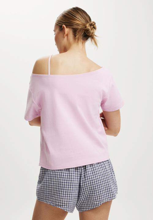 Cotton On - The sporty off shoulder graphic tee - 15 / lavendula