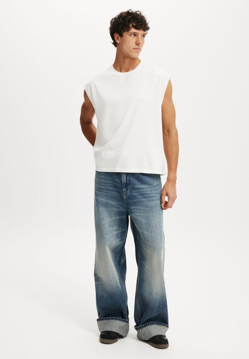 Cotton On - Cropped Fit Muscle - Vintage White