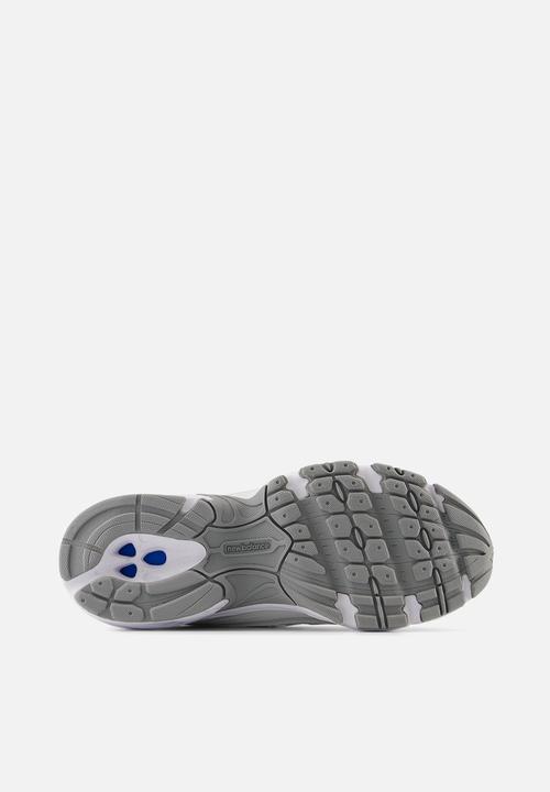 New Balance  - Kids 740 grade school - grey