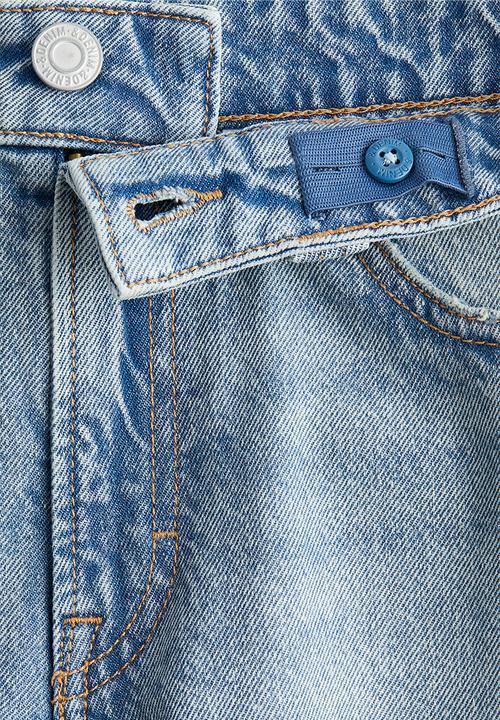 H&M - Baggy denim shorts - light denim blue 