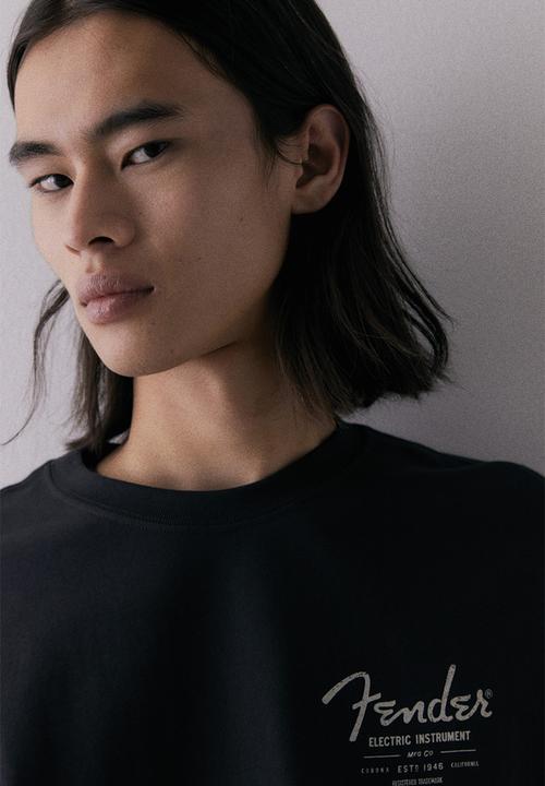 H&M - Loose fit T-shirt - black/fender