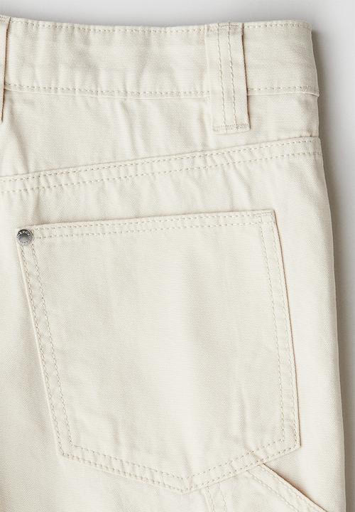 H&M - Loose-fit carpenter shorts -  light beige 