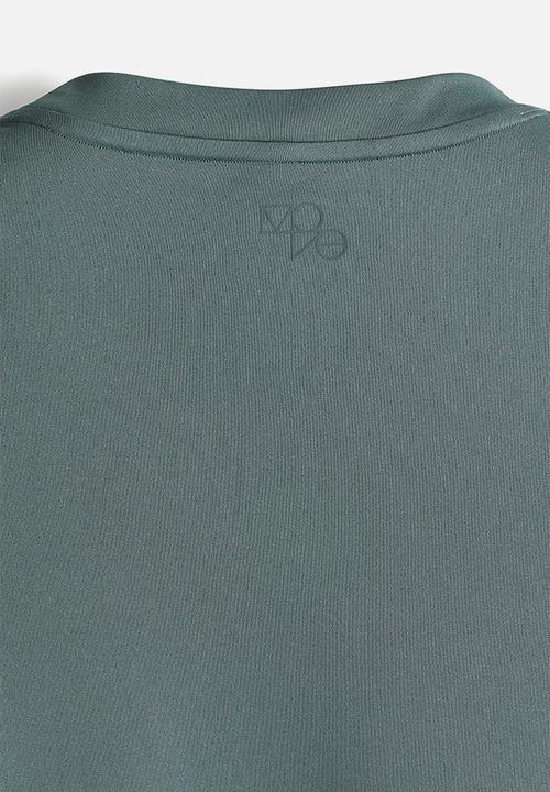 H&M - Regular fit sports vest top with drymove™ - green
