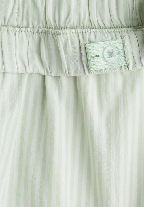 H&M - Frill-trimmed cotton shorts - light green/striped 