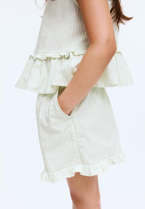 H&M - Frill-trimmed cotton shorts - light green/striped 