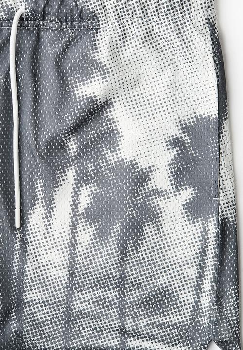H&M - Regular fit printed mesh shorts - grey palm trees 
