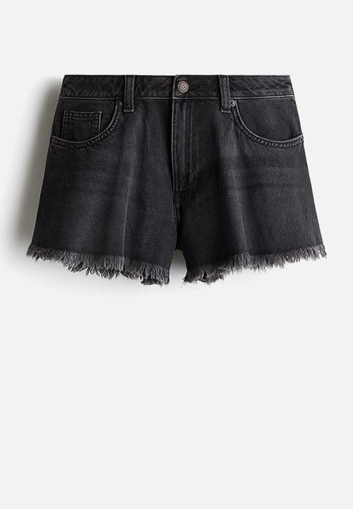 H&M - Frayed-edge denim shorts - washed black