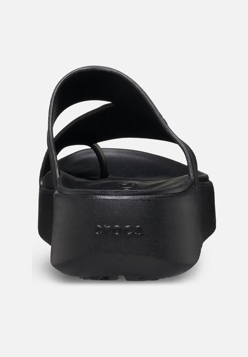 Crocs - Getaway way platform toe loop - black
