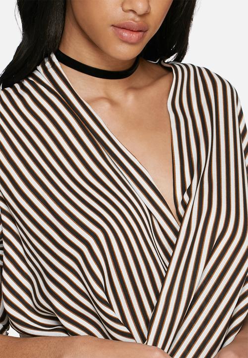 Glamorous - Cross front top
