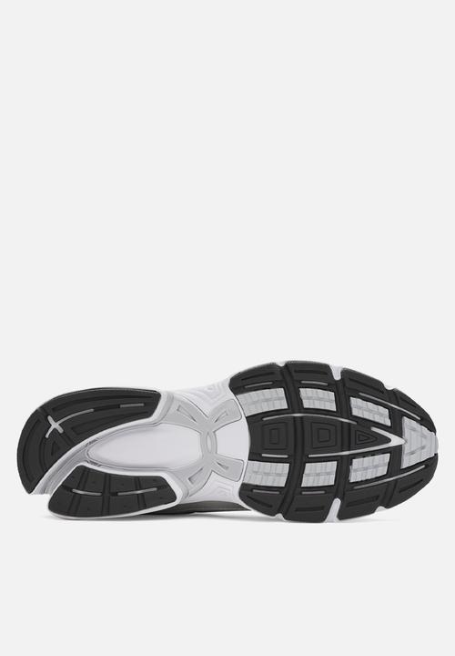 Under Armour - SOLA