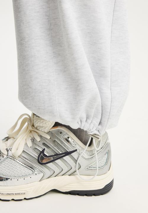Cotton On - Summer Fleece Barrel Sweatpant - Cloudy Grey Marle