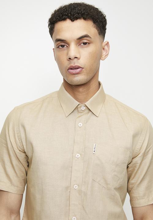 Ben Sherman - Cotton Linen Shirt S/S - Sand 23