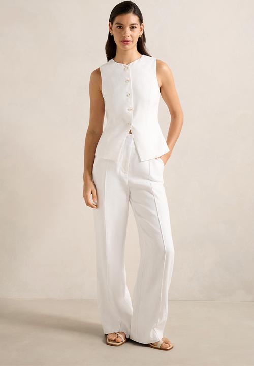 Forever New - Saylor Linen Waistcoat 