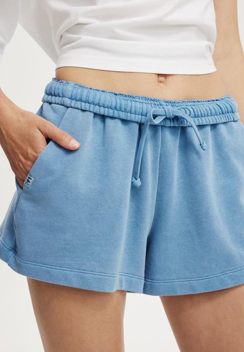 Cotton On - Fleece sweatshort - washed cosmic star