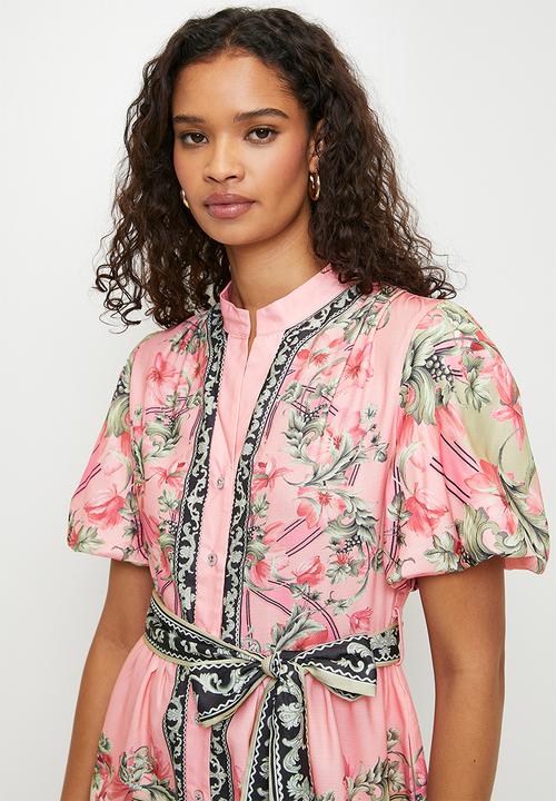 Stella Morgan - S/s Puff Elasticated Cuff Dress with Border Print  Dress - Coral