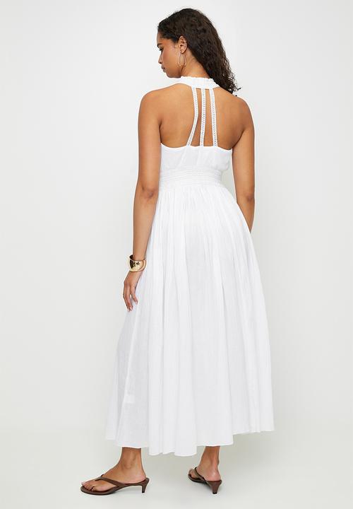 Stella Morgan - Halter Neck A-Line Maxi Dress With Open Back Detail - White