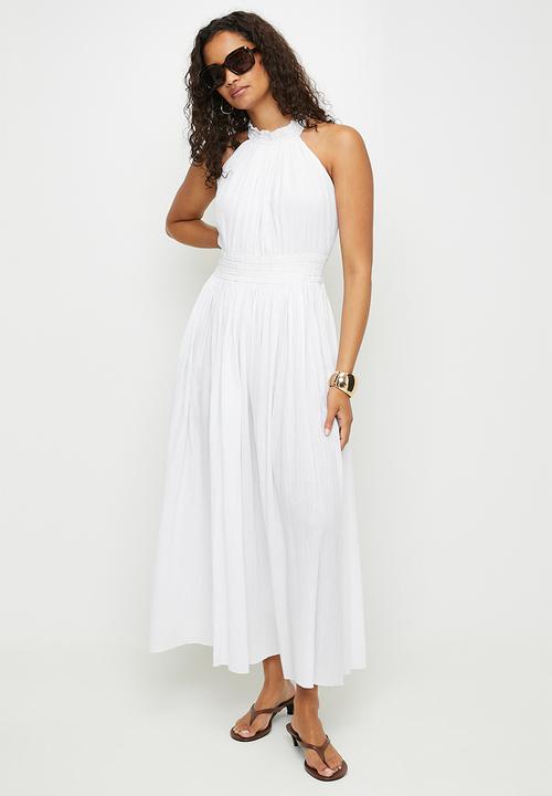 Stella Morgan - Halter Neck A-Line Maxi Dress With Open Back Detail - White